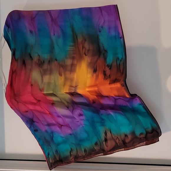 STUNNING 100% Silk popover. - Picture 2 of 6